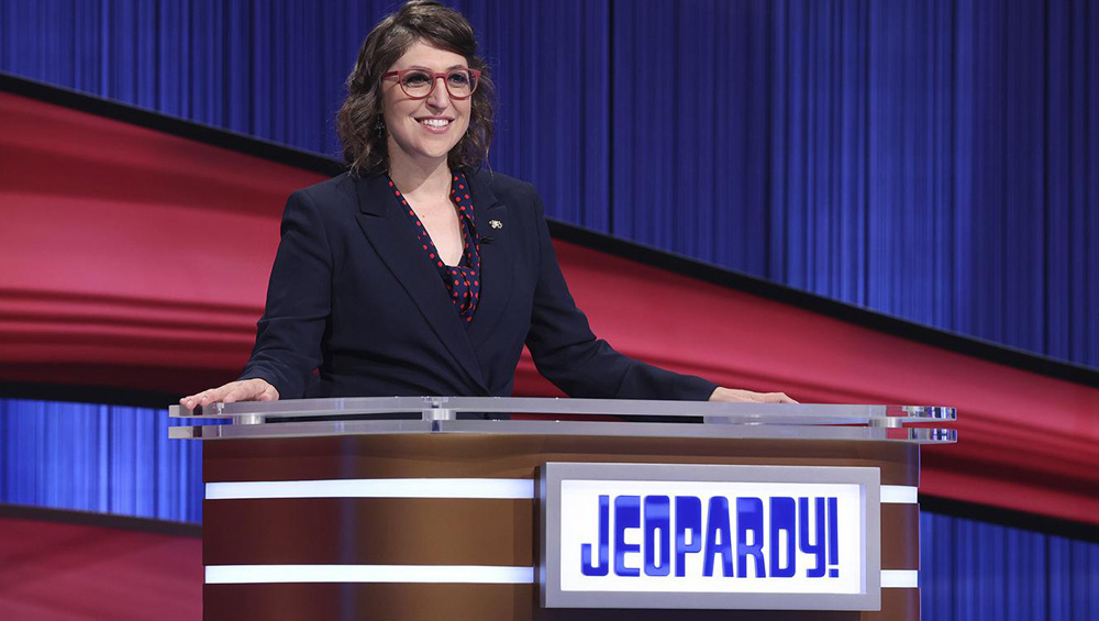 Mayim Bialik S Jeopardy Goal Maintaining Its Integrity Tv News Check
